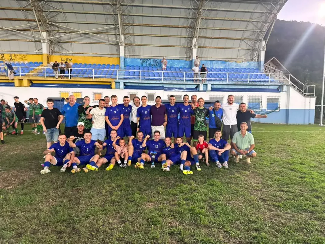 Nogometaši GNK “Bratstvo ” Bos. Krupa osvojili memorijalni turnir “Ado i Đžoni “