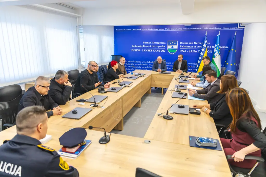 Vlada USK i sindikati dogovorili: Osnovica za obračun plaća za 2026. godinu u iznosu od 423,50 KM