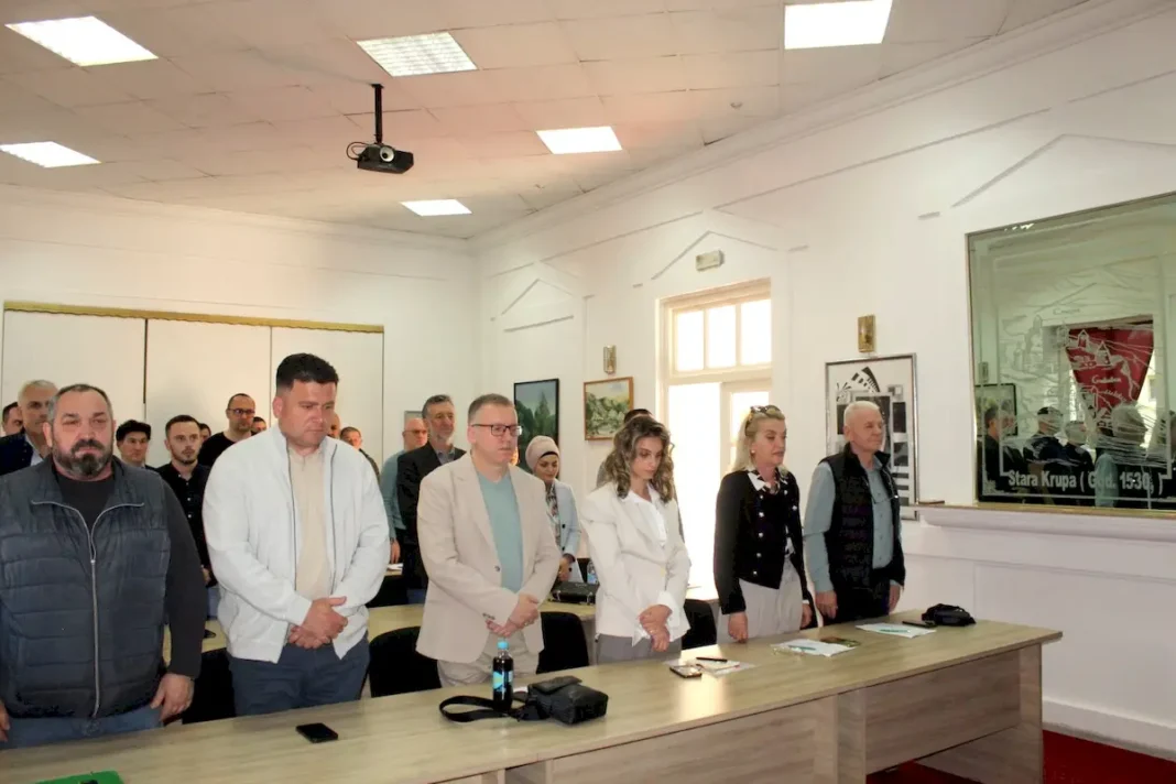 Održana XVI redovna sjednica Gradskog vijeća Bosanska Krupa: Usvojeno svih 11 tačaka dnevnog reda Održana XVI redovna sjednica Gradskog vijeća Bosanska Krupa: Usvojeno svih 11 tačaka dnevnog reda