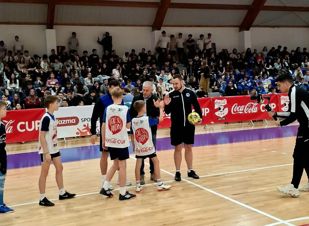 Plazma sportske igre mladih po prvi put u Bosanskoj Krupi U Gradskoj sportskoj dvorani u Bosanskoj Krupi po prvi put su održane Plazma sportske igre mladih u organizaciji Grada Bosanska Krupa, Turističke zajednice (Visit Bosanska Krupa) i Kulturno – sportskog centra