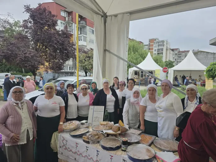 Lukavacki sajam (5) Završen je 24. međunarodni sajam turizma i ekologije LIST u Lukavacu, jedna od najpoznatijih sajamskih manifestacija ovog tipa u Bosni i Hercegovini i regiji.