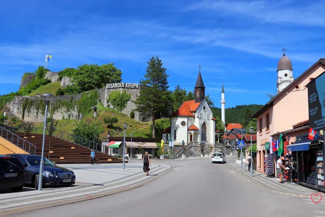 Vremenska prognoza za Bosansku Krupu Jutro u Bosanskoj Krupi donosi svježih 16°C uz slab vjetar, a do podneva temperatura raste na 20°C, što je idealno za laganu šetnju.