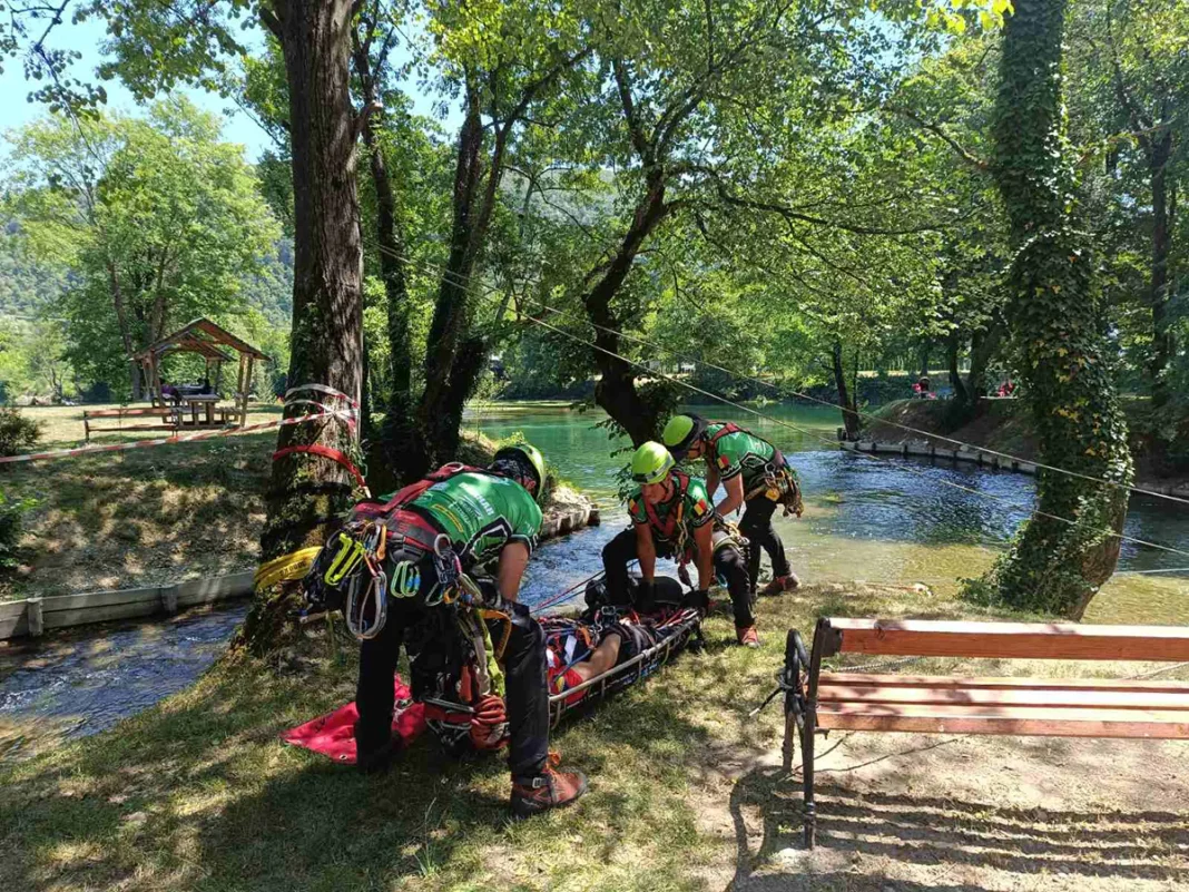 ODRŽAN 3. MEMORIJAL ESMIR BEĆIREVIĆ – ROPE RESQUE RALLY ODRŽAN 3. MEMORIJAL ESMIR BEĆIREVIĆ – ROPE RESQUE RALLY
