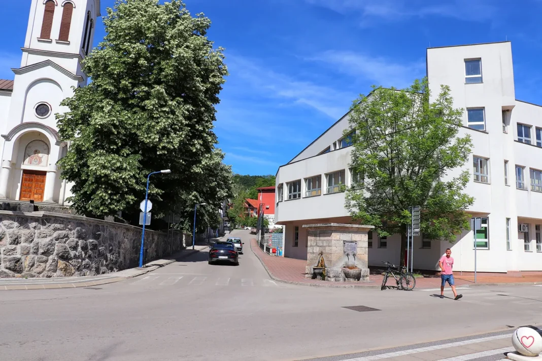 Servisne informacije – 29.07.2026. Hidrometeorološka mjerenja u Bosanskoj Krupi jutros u 07:00 sati: temperatura zraka 14°C, vlažnost 72%, vodostaj Une 19 cm (NV).