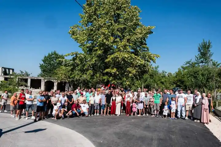 Podgrmečka naselja povezana s centrom Bosanske Krupe Svečanim presijecanjem vrpce 2. augusta i zvanično je obilježen završetak radova te puštanje ove dionice u promet.