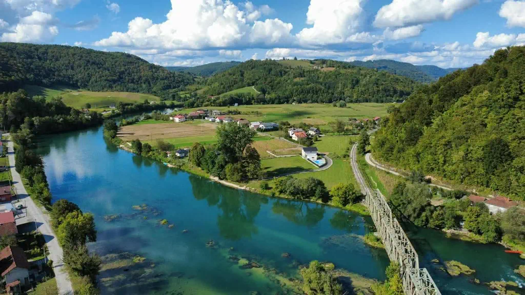 Vremenska prognoza za Bosansku Krupu Vremenska prognoza za Bosansku Krupu