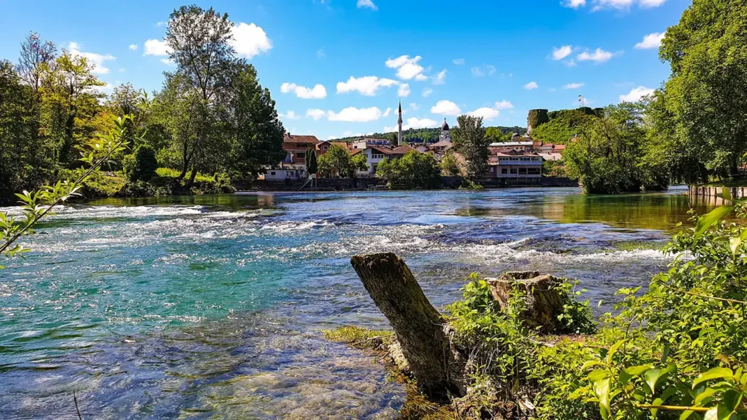 Servisne informacije – 02.09.2026. U Bosanskoj Krupi jutros u 7 sati izmjereno je 16 stepeni, vlažnost zraka 69 posto, a vodostaj Une 10 centimetara iznad nule.